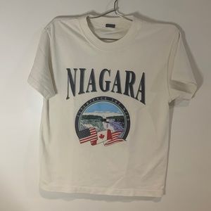 Brandy Melville short sleeve tee